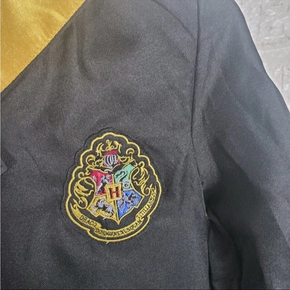Harry Potter Robe, Official Hogwarts Wizarding World Costume Robes - Picture 8 of 11